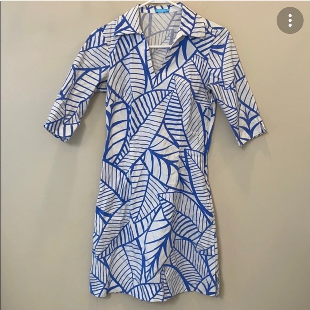 J McLaughlin blue and white tropical leaf print Dress size 8